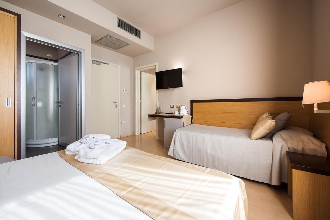 圣马蒂诺酒店 Boario Terme 外观 照片